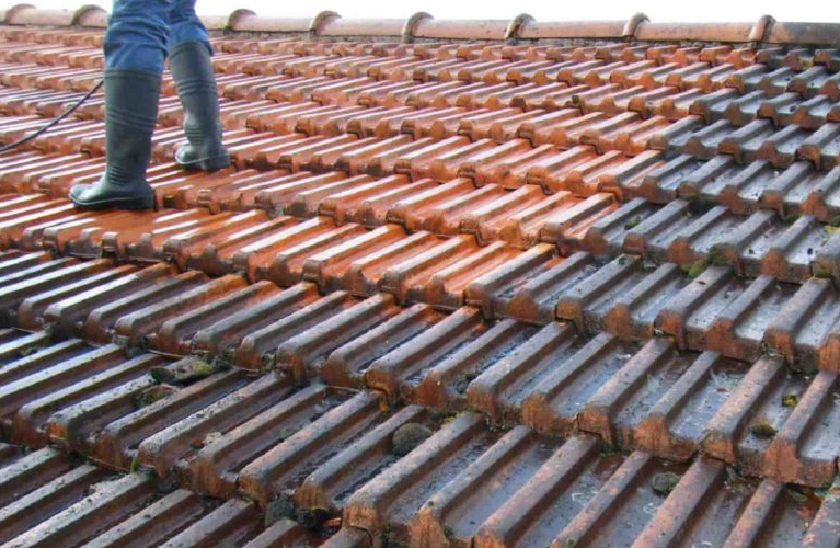 travaux rénovation toiture c